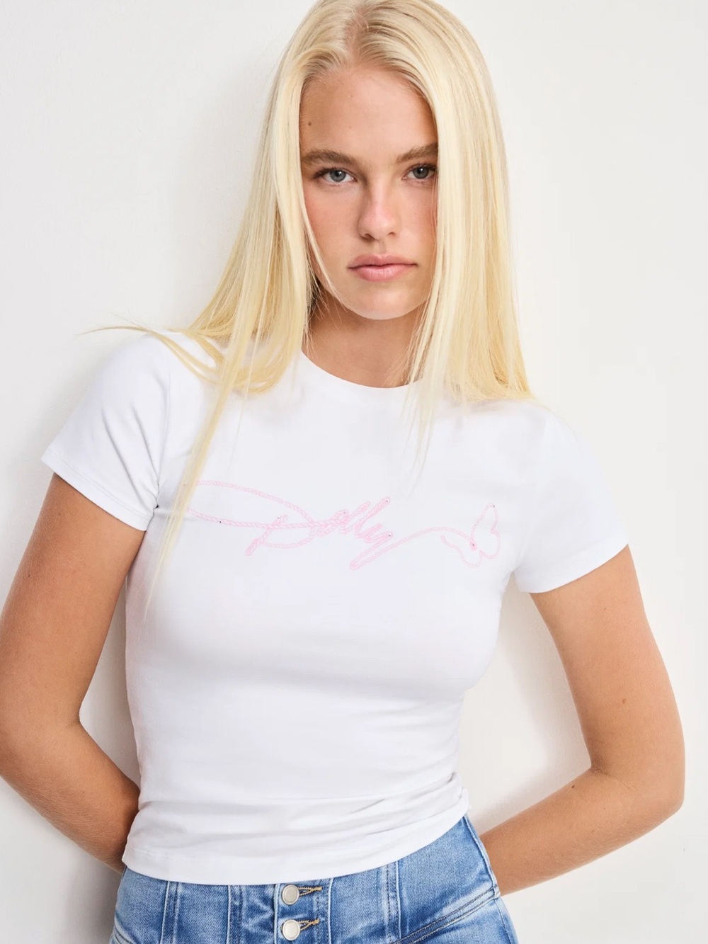 NWT Good American x Dolly Parton Signature Baby Tee White Pink M